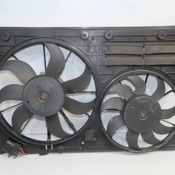 Ventilateur de refroidissement occasion VOLKSWAGEN TOURAN II Phase 1 09-2010->12-2015 2