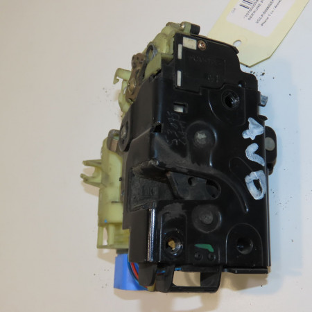 <span class="tt">Serrure porte avd occasion  </span><span class="designation"> </span>