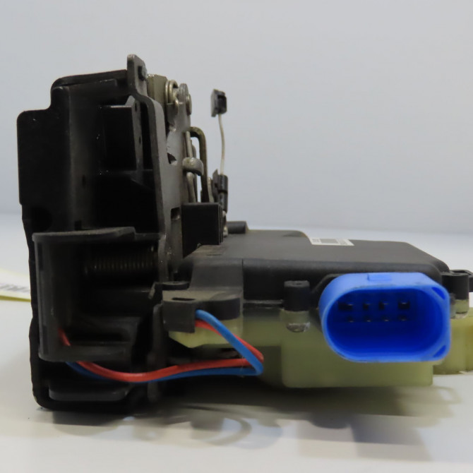 Serrure porte avd occasion  7E1837016A 4