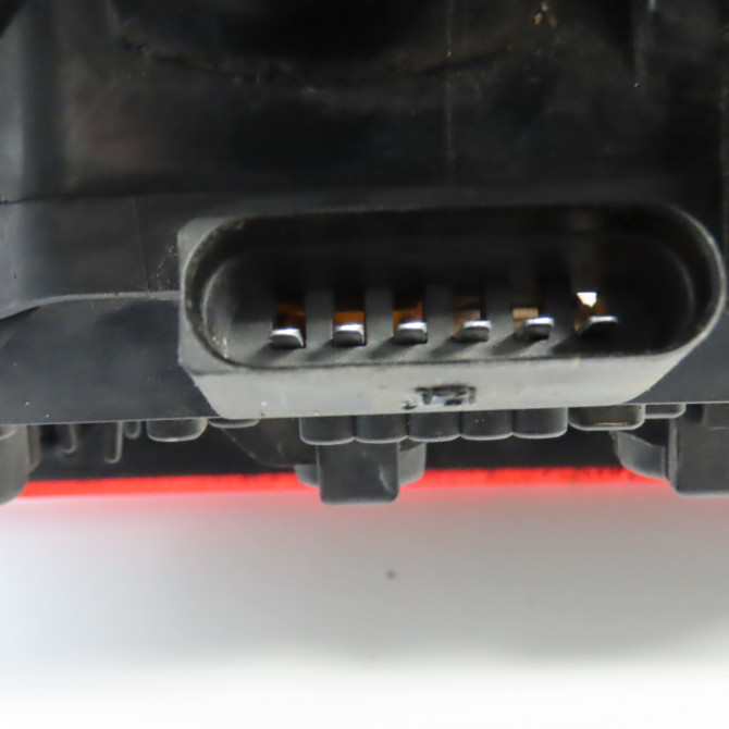 Feu arrière gauche occasion  7H0945095J 4