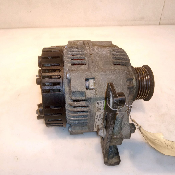 Alternateur occasion RENAULT MASTER II Phase 1 09-1997->11-2003 2.8 DTI 115ch 7700300408 4