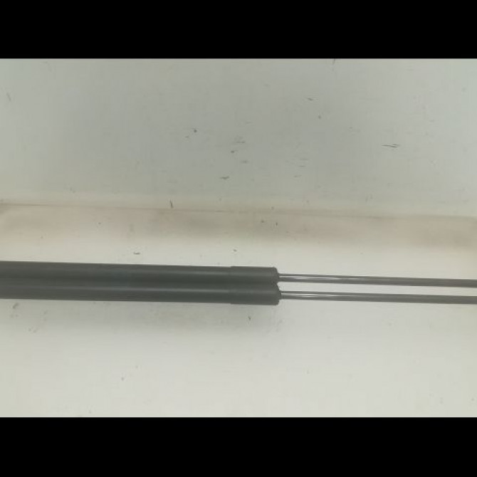 Verin droit hayon occasion VOLKSWAGEN POLO V POLO V Phase 1 2009-09-01->2014-05-31 1.6 TDI 90 6R6827550C 1