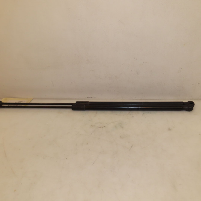 Verin droit hayon occasion RENAULT MEGANE III Phase 1 11-2008->01-2012 1.5 DCI 110ch 904510002R 1