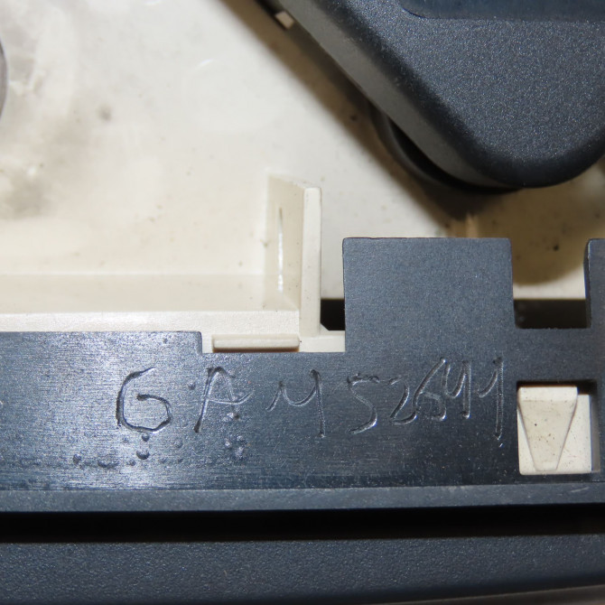 Commande de chauffage occasion RENAULT LAGUNA I Phase 2 04-1998->11-2000 1.6 16v 7701050718 6