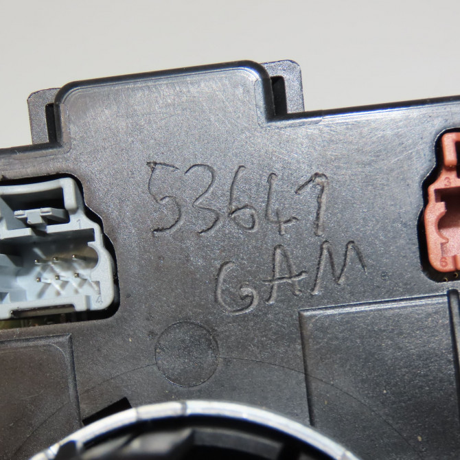 Bloc commodos occasion CITROEN XSARA PICASSO Phase 2 02-2004->12-2010 1.6 HDI 92 ch 6242XZ 6