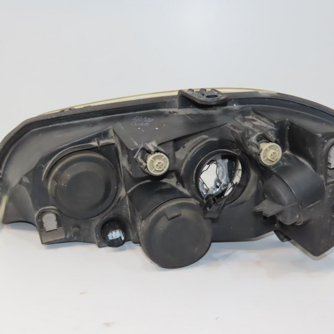 Phare droit occasion FIAT PUNTO II Phase 2 05-2003->10-2009 1.2i 60ch 51760025 2