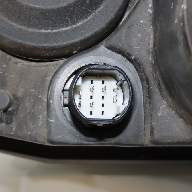 Phare droit occasion FIAT PUNTO II Phase 2 05-2003->10-2009 1.2i 60ch 51760025 3