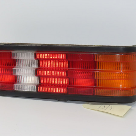 Feu arrière droit occasion MERCEDES 190 I Phase 2 09-1988->06-1993 190 E 2.0