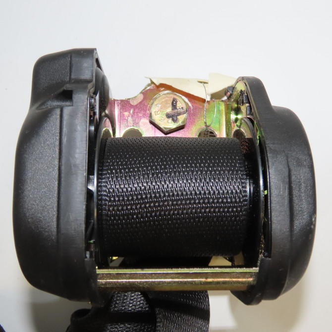 Ceinture arrière gauche occasion MERCEDES 190 I Phase 2 09-1988->06-1993 190 E 2.0 2