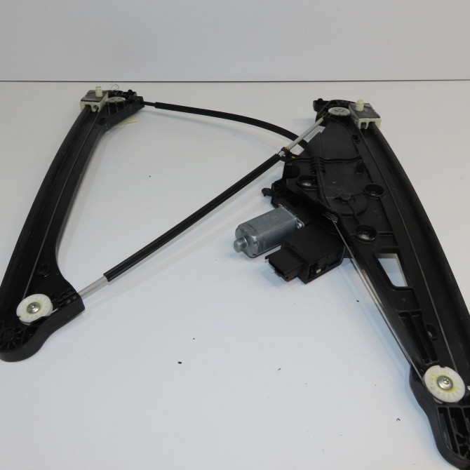 Mecanisme + moteur lève-glace avant droit occasion DS 146 Phase 1 04-1995->04-1999 1.5 BlueHDI 130ch 9840197580 1