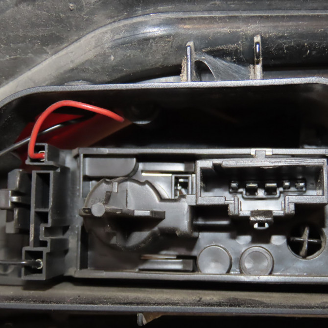 Feu arrière gauche occasion  6350AC 3