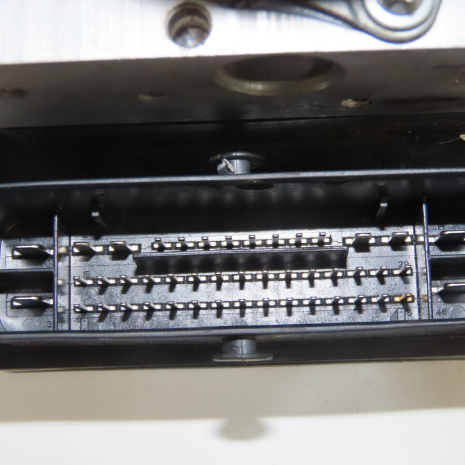 Unité hydraulique ABS occasion CITROEN C4 PICASSO II Phase 1 04-2013->... 2.0 BlueHDi 150ch 1617561580 5