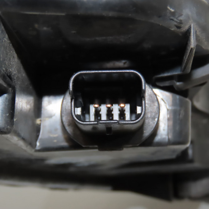 Phare longue portee avant gauche occasion CITROEN C4 PICASSO I Phase 1 01-2007->10-2013 1.6 e-HDI 8v 110ch 3