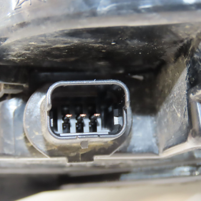 Phare longue portee avant droit occasion CITROEN C4 PICASSO I Phase 1 01-2007->10-2013 1.6 e-HDI 8v 110ch 3