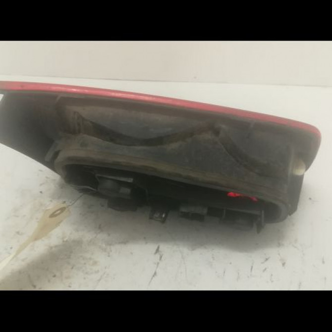 Feu arrière intérieur droit occasion RENAULT LAGUNA II Phase 1 11-2000->03-2005 1.9 DCI 110ch 8200002476 2