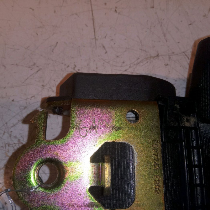 Ceinture avant gauche occasion PEUGEOT 207 Phase 1 04-2006->06-2013 1.4 HDI 70ch 8975CE 3