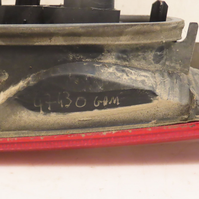 Feu arrière intérieur droit occasion RENAULT LAGUNA II Phase 1 11-2000->03-2005 1.8i 117ch 8200002476 3