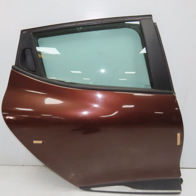 Porte arrière droite occasion RENAULT CLIO IV Phase 1 07-2012->... 1.5 DCI 90ch 821008626R 1