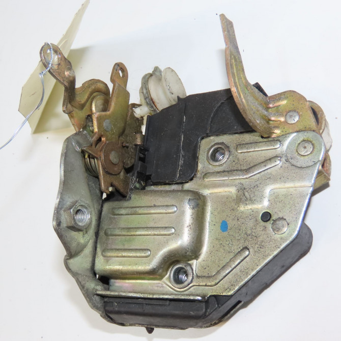 Serrure porte avg occasion MERCEDES 190 I Phase 2 09-1988->06-1993 190 E 2.0 2