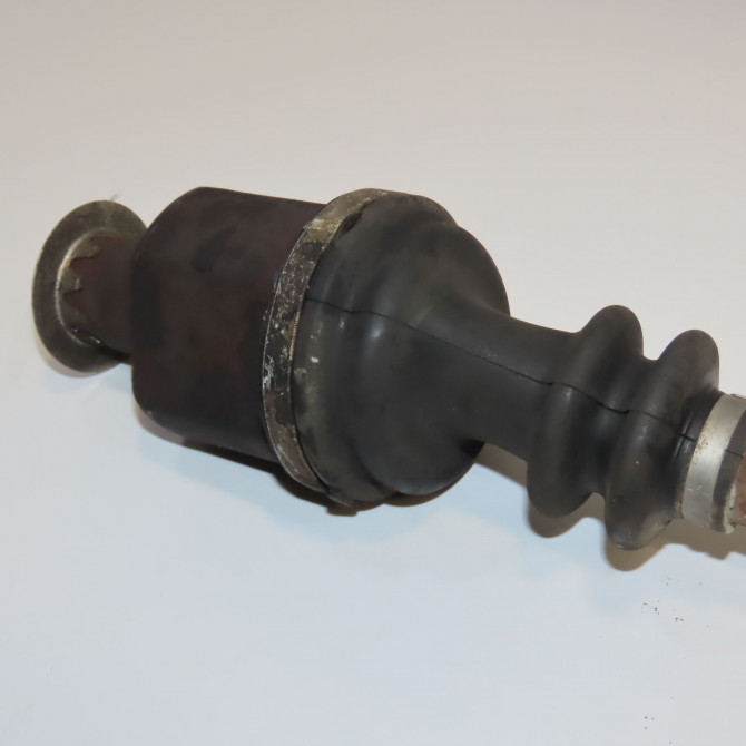 Transmission avant droite occasion RENAULT CLIO II Phase 2 06-2001->07-2006 1.5 DCI 80ch 8200613820 3