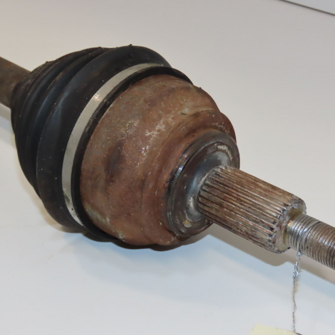 Transmission avant droite occasion RENAULT LAGUNA III Phase 1 COUPE 08-2008->03-2013 8200659627 2