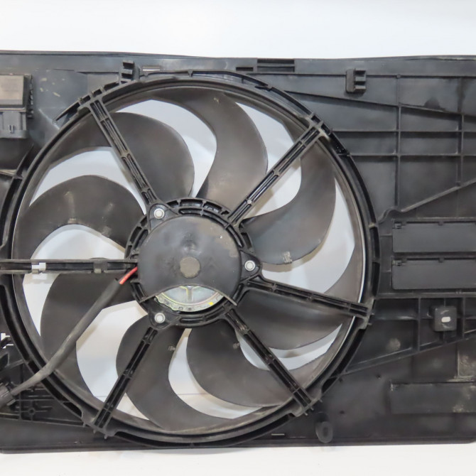Ventilateur de refroidissement occasion CITROEN C4 PICASSO II Phase 1 04-2013->... 2.0 BlueHDi 150ch 9832930080 2
