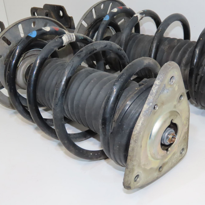 Amortisseur avant droit occasion CITROEN C4 PICASSO II Phase 1 04-2013->... 2.0 BlueHDi 150ch 1628564380 2