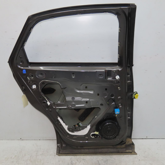 Porte arrière gauche occasion DS 146 Phase 1 04-1995->04-1999 1.5 BlueHDI 130ch 9819326880 2