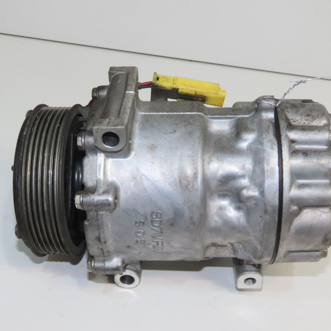 Compresseur air conditionne occasion CITROEN JUMPY II Phase 1 01-2007->... 2.0 HDI 125ch 648748 3