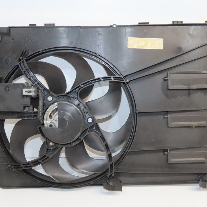 Ventilateur de refroidissement occasion VOLVO V40 II Phase 1 06-2012->... 1.6 D2 115ch 31368431 2