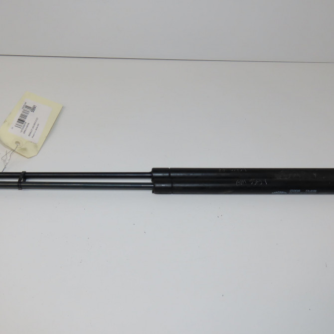 Verin droit hayon occasion RENAULT LAGUNA III Phase 1 10-2007->10-2010 2.0 DCI 130ch 844300001R 1