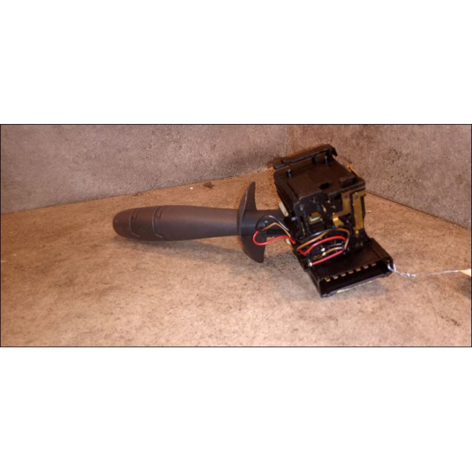 Commande clignotant occasion RENAULT ESPACE IV Phase 1 09-2002->03-2006 2.2 DCI 8200110132 2