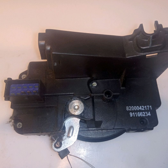 Serrure porte avd occasion RENAULT TRAFIC II Phase 2 08-2006->... 8200042171 2