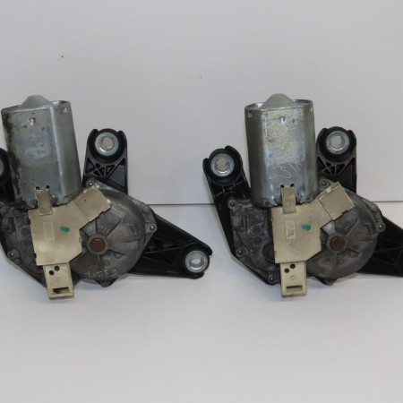 Moteur essuie-glace arrière occasion RENAULT TRAFIC II Phase 1 10-2001->08-2006 1.9 DCI 8v 80ch