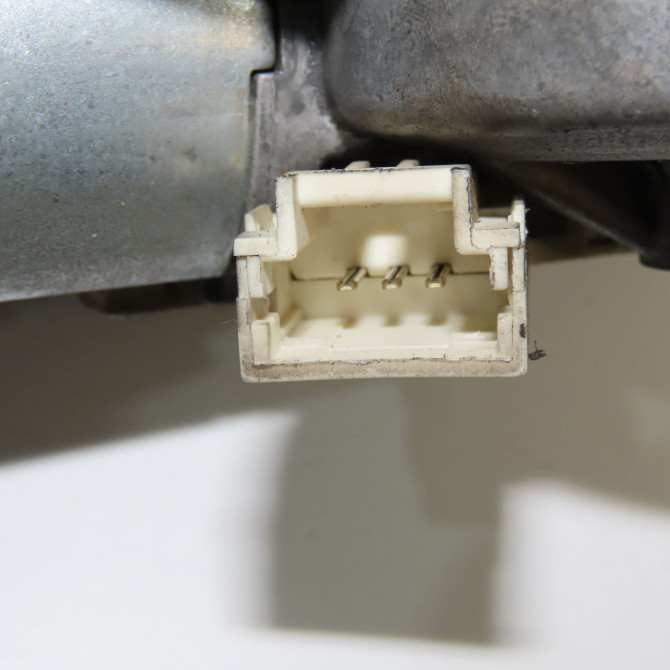 Moteur essuie-glace arrière occasion RENAULT TRAFIC II Phase 1 10-2001->08-2006 1.9 DCI 8v 80ch 3