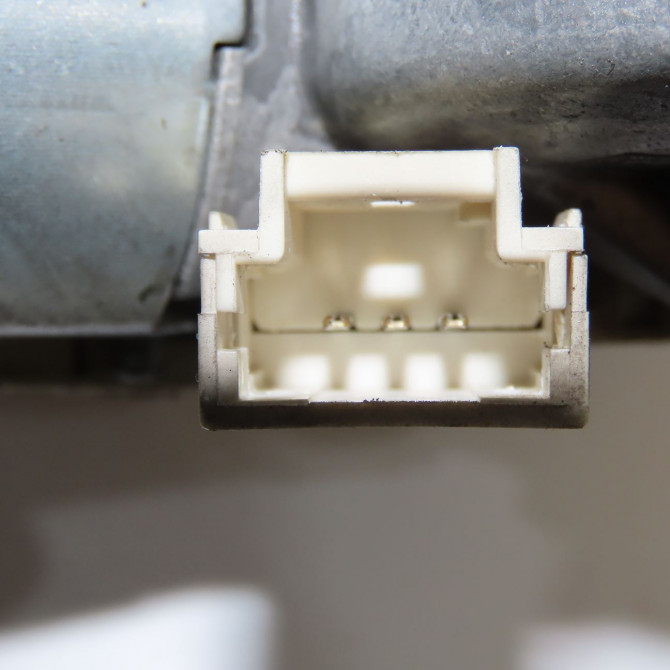 Moteur essuie-glace arrière occasion RENAULT TRAFIC II Phase 1 10-2001->08-2006 1.9 DCI 8v 80ch 4