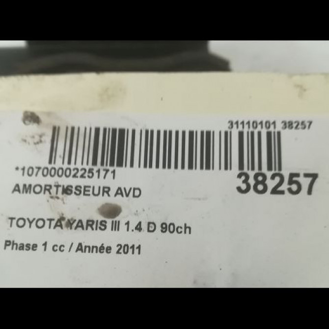 Amortisseur avant droit occasion TOYOTA YARIS III YARIS III Phase 1 2011-03-01->2015-04-30 1.4 D 90ch 485100D430 2
