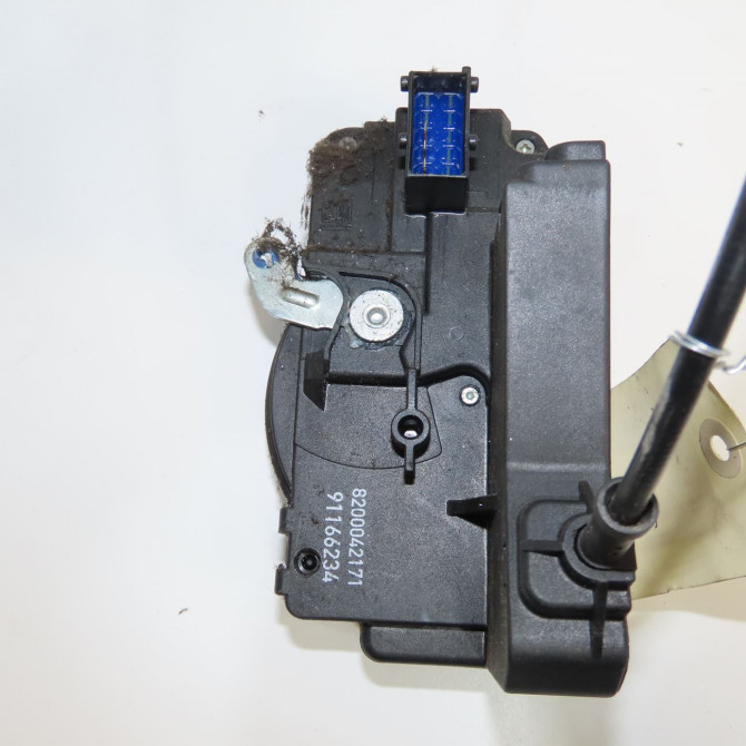 Serrure porte avd occasion RENAULT TRAFIC II Phase 1 10-2001->08-2006 1.9 DCI 8v 80ch 8200042171 2