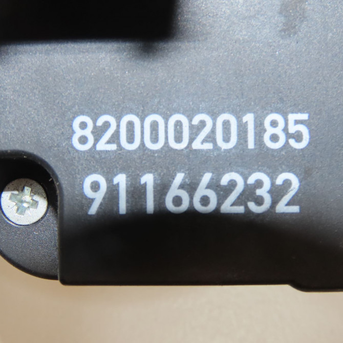 Serrure porte coulissante d occasion RENAULT TRAFIC II Phase 1 10-2001->08-2006 1.9 DCI 8v 80ch 8200020185 4