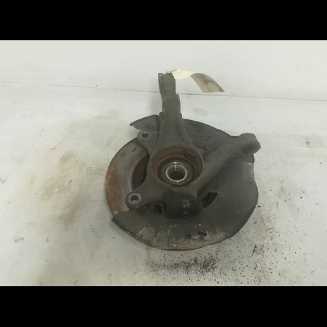 Moyeu avd occasion TOYOTA YARIS III YARIS III Phase 1 2011-03-01->2015-04-30 1.4 D 90ch 90363W0005 2