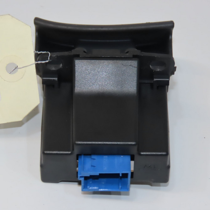 Interrupteur commande de frein a main occasion RENAULT ESPACE IV Phase 1 09-2002->03-2006 3.0 DCI 8200550545 2