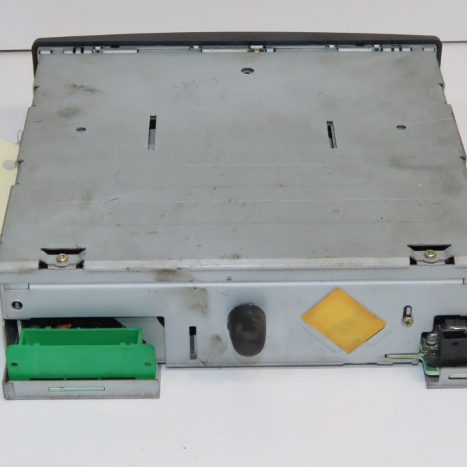 Autoradio occasion RENAULT ESPACE IV Phase 1 09-2002->03-2006 3.0 DCI 8200205833 2