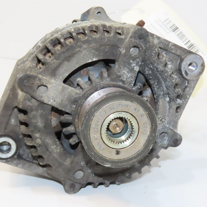 Alternateur occasion RENAULT ESPACE IV Phase 1 09-2002->03-2006 3.0 DCI 8201268243 2