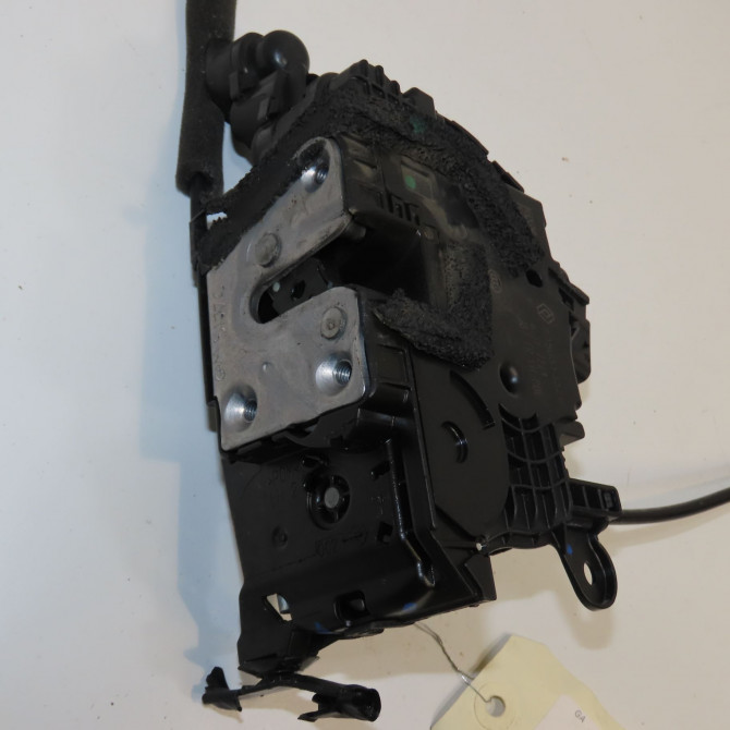 Serrure porte avg occasion RENAULT CAPTUR Phase 1 02-2013->... 1.2i 118 16V 805031332R 2