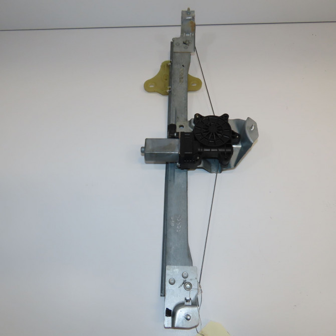 Mecanisme + moteur lève-glace avant droit occasion RENAULT CAPTUR Phase 1 04-1995->04-1999 0.9i TCE 90ch 807200713R 2