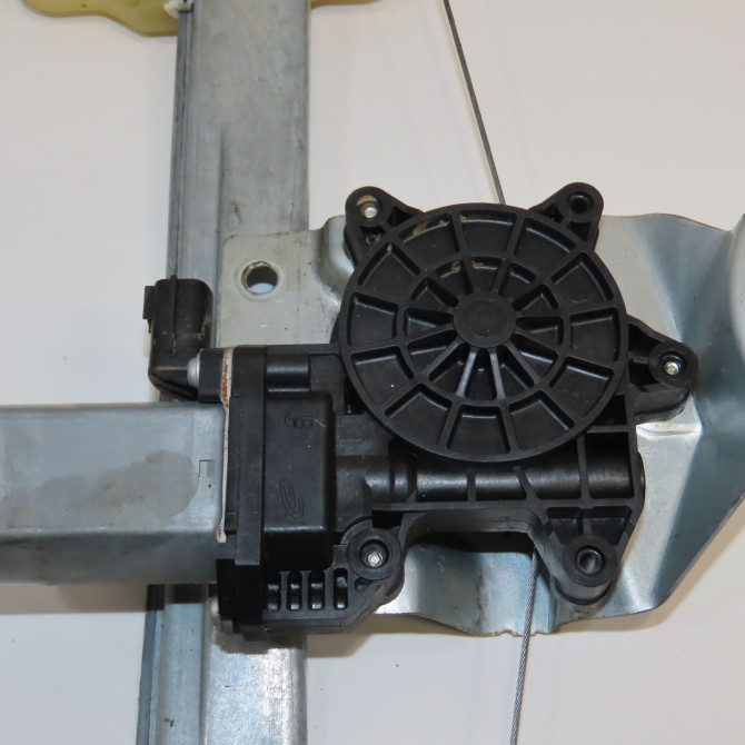 Mecanisme + moteur lève-glace avant droit occasion RENAULT CAPTUR Phase 1 04-1995->04-1999 0.9i TCE 90ch 807200713R 3