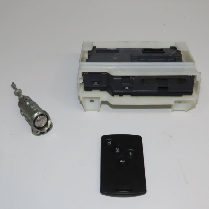 Kit serrures + antivol occasion RENAULT CAPTUR Phase 1 02-2013->... 1.2i 118 16V 1