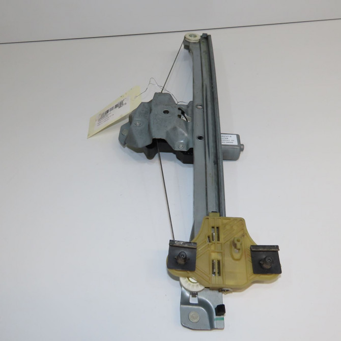 Mecanisme + moteur lève-glace avant droit occasion RENAULT CAPTUR Phase 1 02-2013->... 1.2i 118 16V 807200713R 2