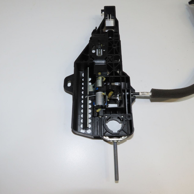 Serrure porte ard occasion RENAULT CAPTUR Phase 1 02-2013->... 1.2i 118 16V 805027072R 3