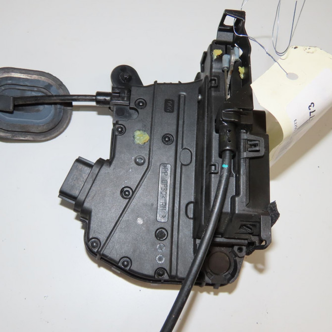 Serrure porte ard occasion RENAULT CAPTUR Phase 1 02-2013->... 1.2i 118 16V 805027072R 5